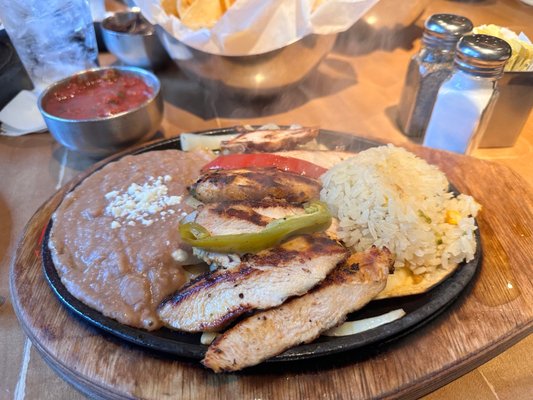 Gloria's Latin Cuisine by null
