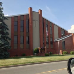 Dyer Baptist Church - Front, parking lot is across the street.