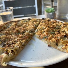 White Chicken Pizza