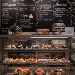 Vjosa Cafe & Events
