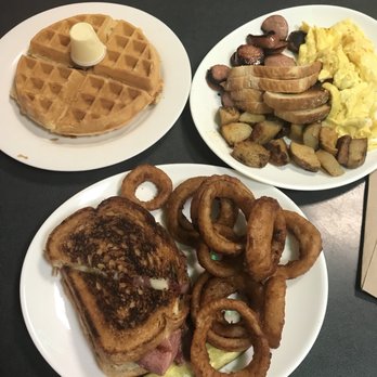 Fifties Diner - New York Style Reuben and Breakfast for dinner! - American Near Me - Chicopee, Massachusetts