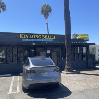 Kin Long Beach - Parking lot - Thai Near Me - Long Beach, California Kin Long Beach - Parking lot - Thai Near Me - Long Beach, California