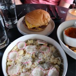 The Campground - Burger and pasta