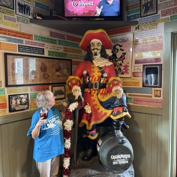 Wintzell's Oyster House - Seafood Near Me - Mobile, Alabama