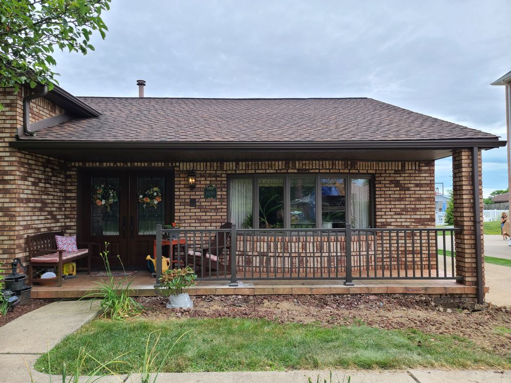 Slide of HR Fencing and Contracting