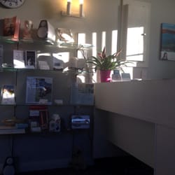 Bellevue Health Centre - Reception area