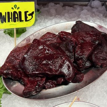 Fisketorget - Whale meat - Seafood Markets Near Me - Bergen, 12