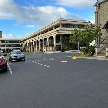 Maryknoll School - Elementary Schools Near Me - Honolulu, Hawaii
