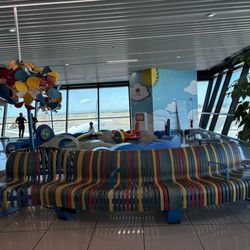 Aeroporto Leonardo da Vinci Terminal 3 - Kiddie corner E 42