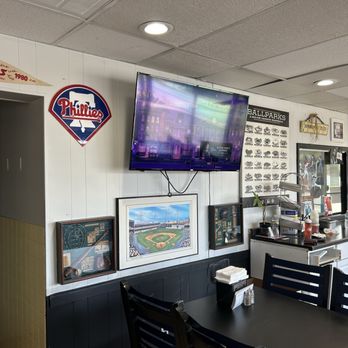 Di'nics Roast Pork & Beef - Dinning room - Sandwiches Near Me - Mount Ephraim, New Jersey Di'nics Roast Pork & Beef - Dinning room - Sandwiches Near Me - Mount Ephraim, New Jersey