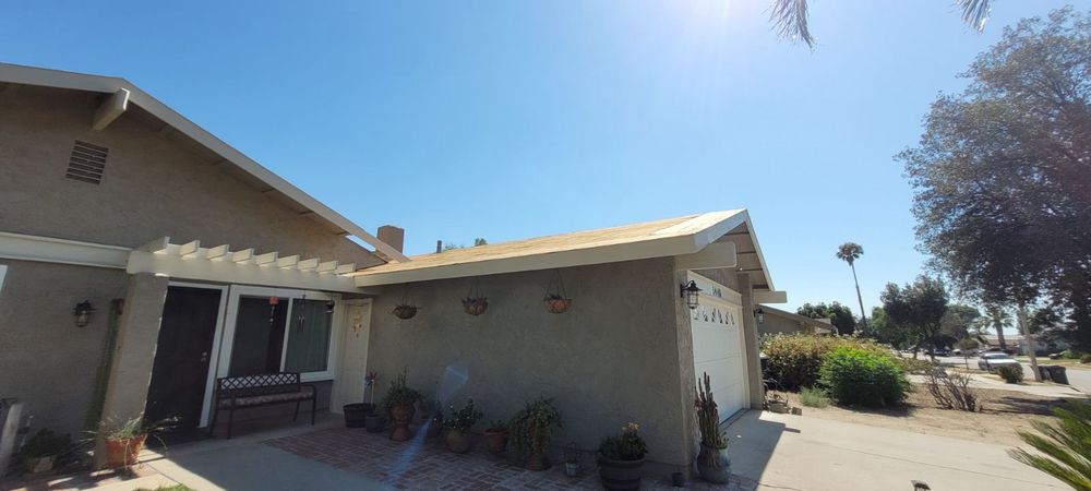 Slide of Frontline Roofing