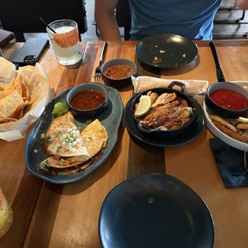 Flecha Cantina - Happy hour food - Mexican Near Me - Huntington Beach, California