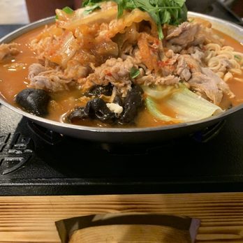 Basil Thai - Thai Near Me - Austin, Texas