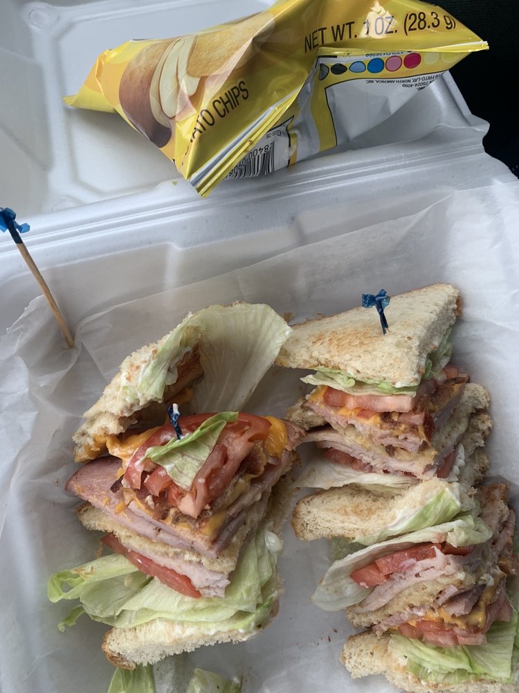 BENDI’S DINER Updated May 2024 12 Photos & 11 Reviews 101 N 6th