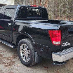 AWAH Auto Sales - Great condition and good price! Especially in this economy.
