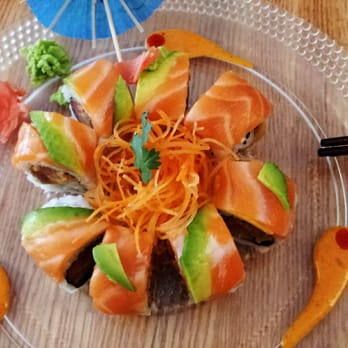 Indie Cafe - Summer passion roll - Sushi Bars Near Me - Chicago, Illinois