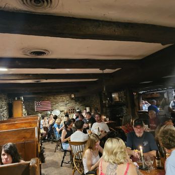 Dobbin House Tavern - Vibe - Bars Near Me - Gettysburg, Pennsylvania