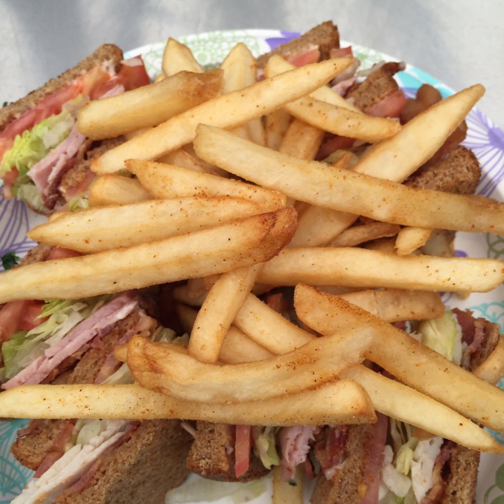 The Sand Trap - Club - Mexican Near Me - Avalon, California