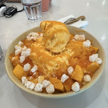 Mango Mango Dessert - Layered Mango Snowcloud with mochi - Desserts Near Me - Henderson, Nevada Mango Mango Dessert - Layered Mango Snowcloud with mochi - Desserts Near Me - Henderson, Nevada
