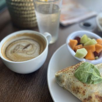 Le Palais Sucre - Chicken pesto crepe, fruit bowl, vanilla latte - Creperies Near Me - Pleasanton, California Le Palais Sucre - Chicken pesto crepe, fruit bowl, vanilla latte - Creperies Near Me - Pleasanton, California
