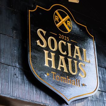 Tomball Social Haus - Cocktail Bars Near Me - Tomball, Texas