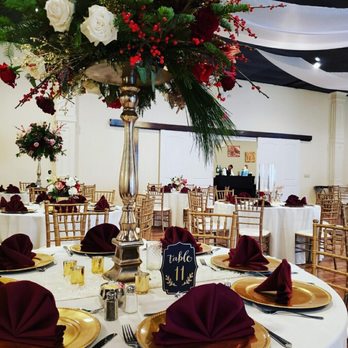 Slate Venues At II Creeks - Jennifer and Colby 12.29.2018 - Venues & Event Spaces Near Me - Richardson, Texas