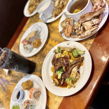 Crystal Buffet Hibachi & Grill - a variety of dishes - Buffets Near Me - Melbourne, Florida