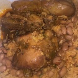 La Casa Del Chimi - stew chicken with rice and peas and some beans