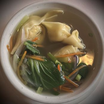 The Snail Thai Cuisine - Wonton Soup - Thai Near Me - Chicago, Illinois