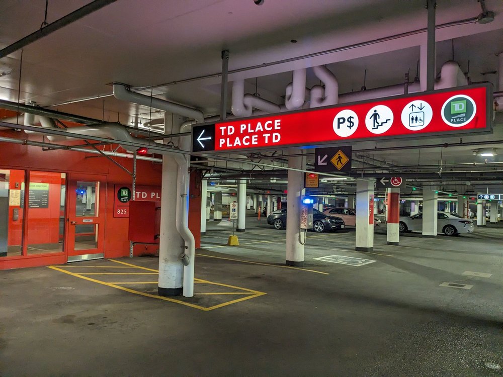 LANSDOWNE PARKING Updated September 2024 16 Photos 1015 Bank