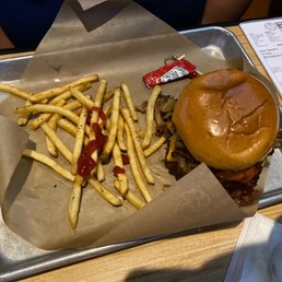 Smoked Brisket Burger and 6 fries.