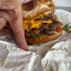 Zesty Burger - Xtra Big burgers
