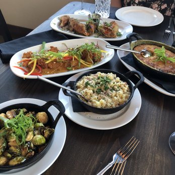 Willard Hicks - Sampling tons of appetizers and sides. Soooo good! - Steakhouses Near Me - Morgan Hill, California