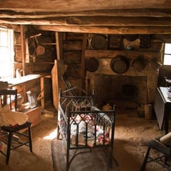 Aztalan Museum - Interior, Petty cabin 1843