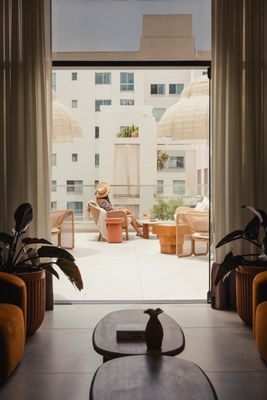 Sandbourne Santa Monica, Autograph Collection by null