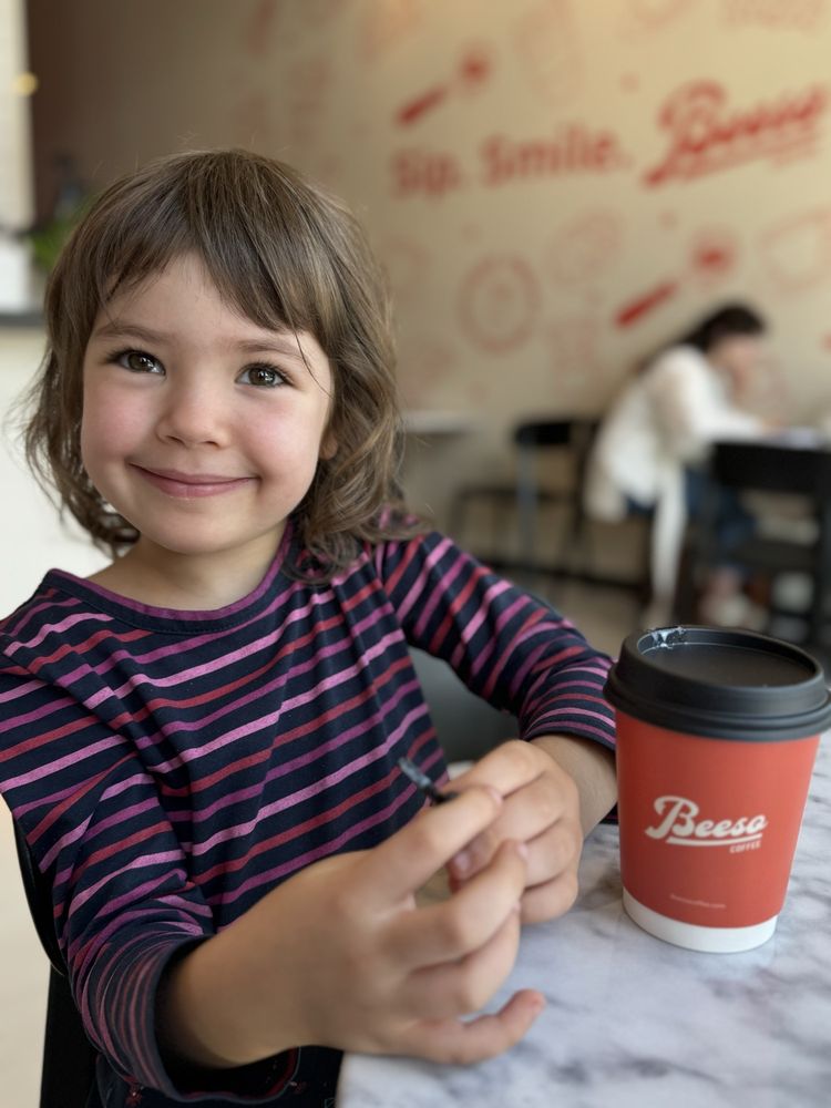 Beeso Coffee Logo