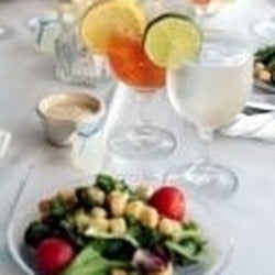 Kerr Mansion - The food is delicious. Hudsonphotos at cox com