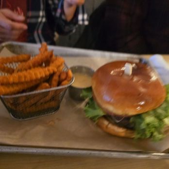 Franny's Farm Table - Franny's Farm Table - burger and sweet potato fries - American Near Me - Placerville, California