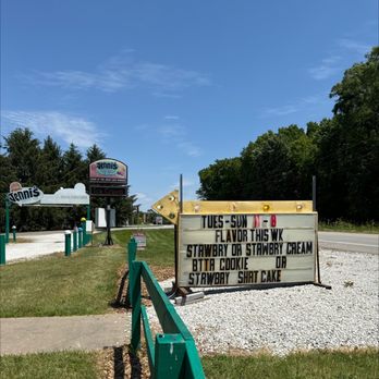 Jenni's Icecream and Grill - Burgers Near Me - Lomax, Illinois Jenni's Icecream and Grill - Burgers Near Me - Lomax, Illinois