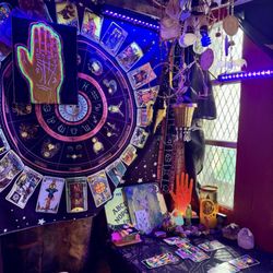 Hands Of Fate - Reading space.
