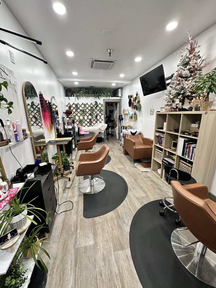 WILD+IVY SALON Updated June 2024 22 Photos 5253 SE 82nd Ave