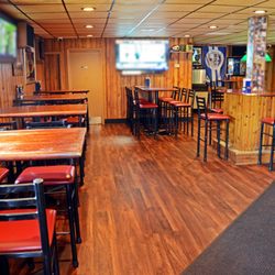 Grand Crossing Bar & Grill