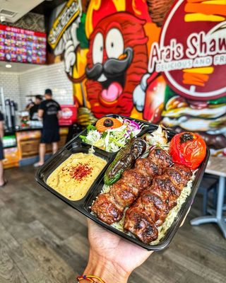 Ara's Shawarma by null