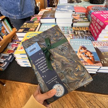 Broadway Books - Bookstores Near Me - Portland, Oregon Broadway Books - Bookstores Near Me - Portland, Oregon