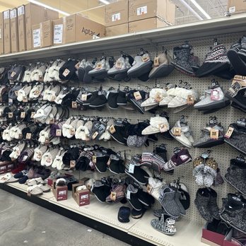 Ocean State Job Lot - Discount Store Near Me - Seekonk, Massachusetts Ocean State Job Lot - Discount Store Near Me - Seekonk, Massachusetts