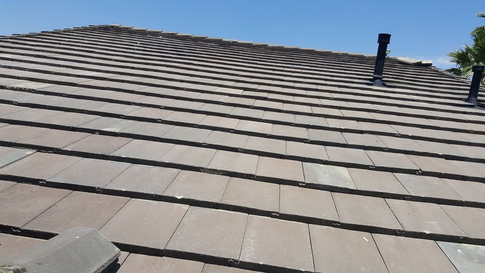 Slide of Al's roofing repairs