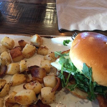 First Watch - Delicious breakfast sandwiches with egg, avocado & spinach. Yummy breakfast potatoes - Breakfast & Brunch Near Me - Cincinnati, Ohio
