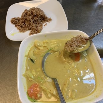 Rachawadee Thai Cafe - Yellow curry - Thai Near Me - Mount Vernon, Washington Rachawadee Thai Cafe - Yellow curry - Thai Near Me - Mount Vernon, Washington