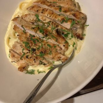 Legno Chicago - Fettuccine Alfredo w/ chicken - Italian Near Me - Chicago, Illinois