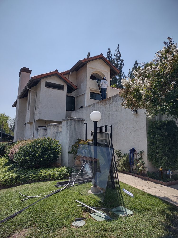 Slide of Elor Energy